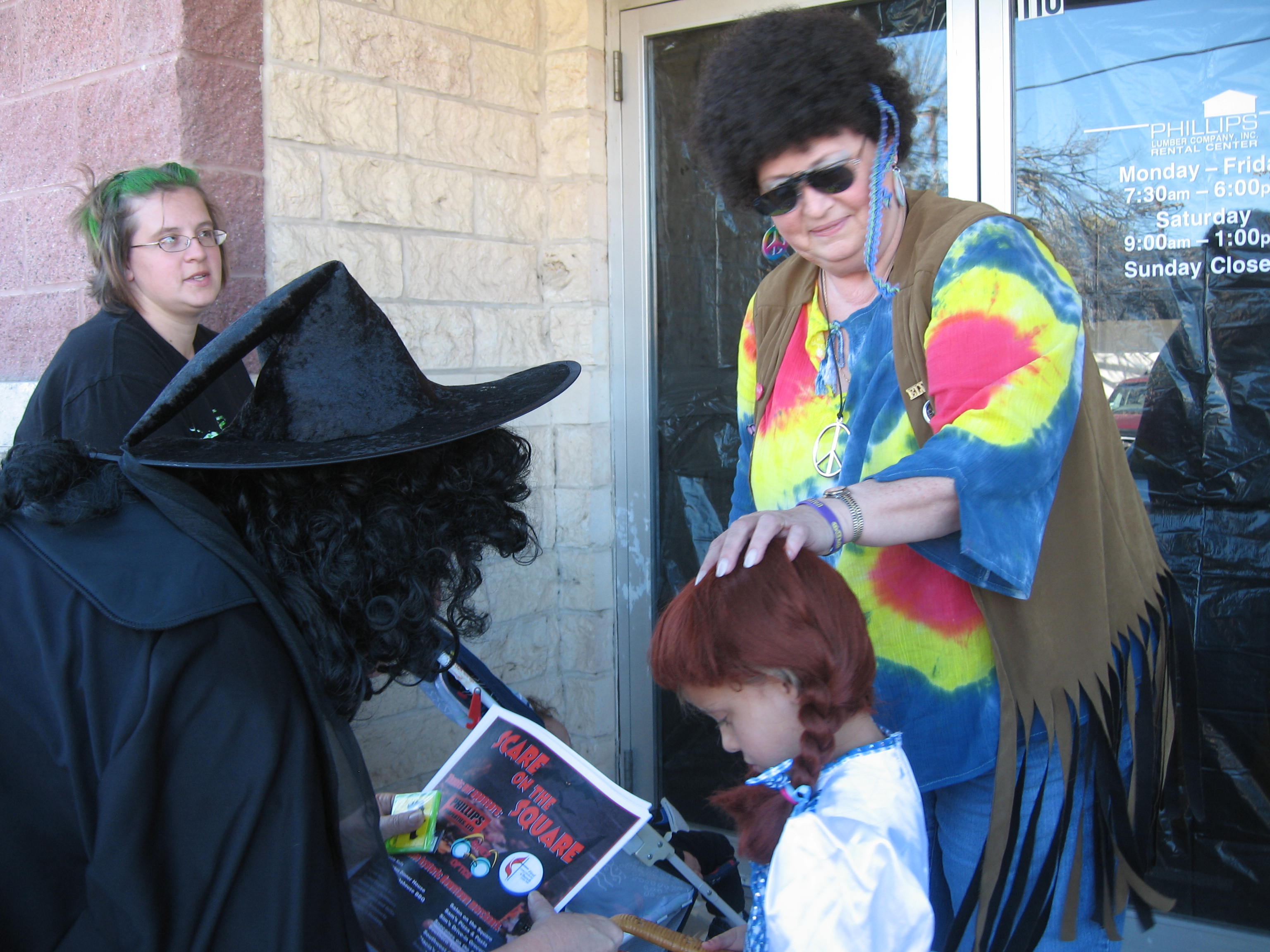 scare on the square 045